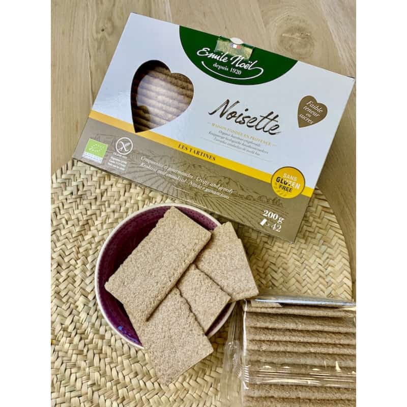 Tartines aux noisettes sans gluten - Émile Noël Tartines aux noisettes sans gluten - Émile Noël