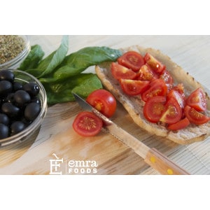 Préparation de bruschetta à l'huile d'olive extra vierge sans gluten