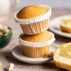 Présentation du lot de 5 muffins à la pistache sans gluten - Bezgluten