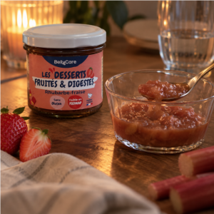 Suggestion de présentation de dessert fruité et digeste rhubarbe et fraise sans gluten - BellyCare
