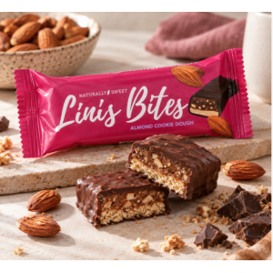 Suggestion de présentation de la barre au chocolat noir sans gluten et bio saveur amandes et cookie - Lini's Bites
