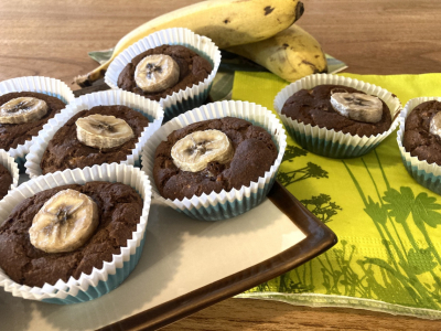 Muffins sans gluten à la farine de bananes vertes et chocolat
